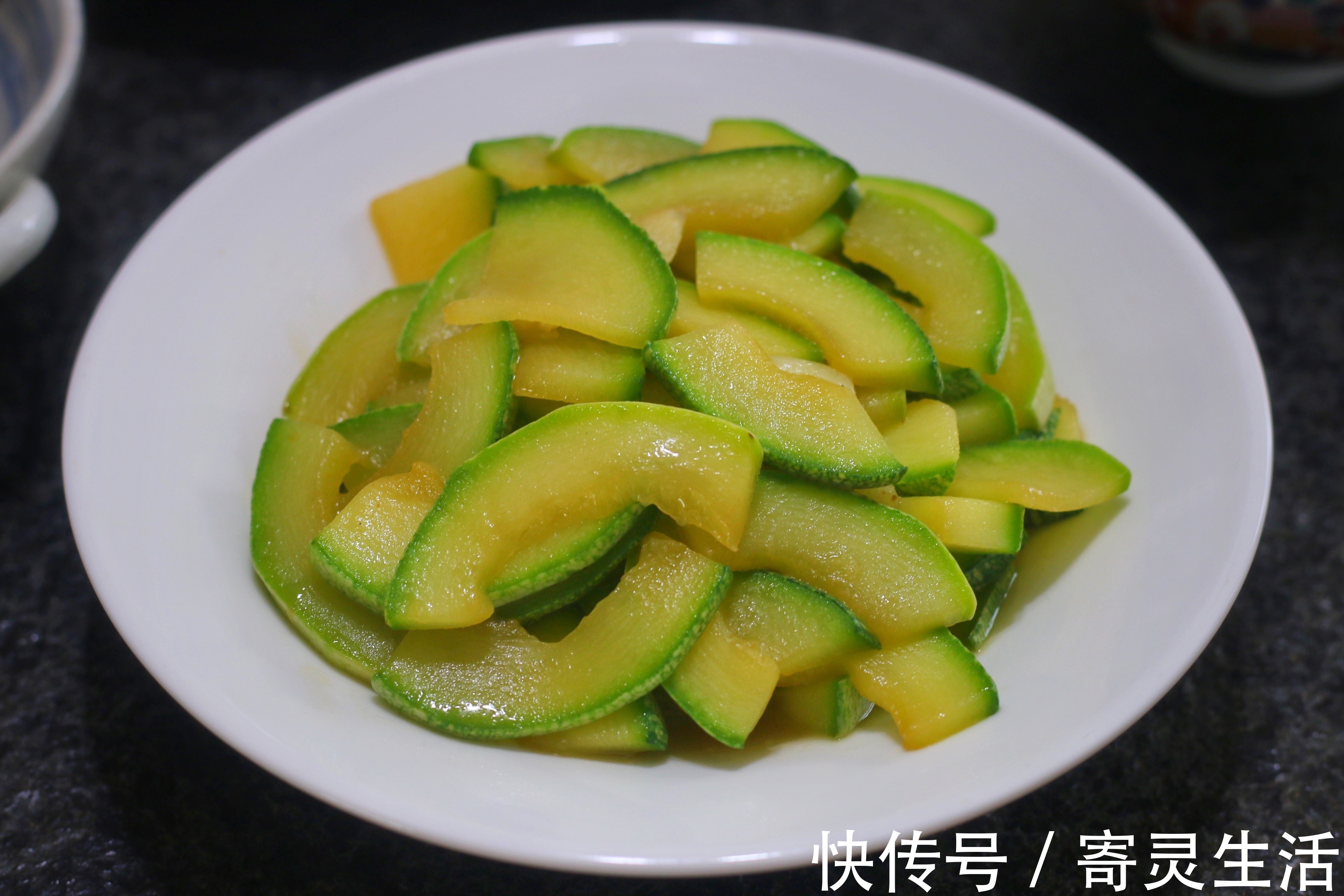 蛋白质|一家三口的午餐,低脂味美,满满的蛋白质,吃得好还不怕胖