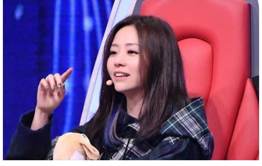 新的心跳|6年前她首次参加《好声音》,今年她正式加盟,成为最年轻女导师?