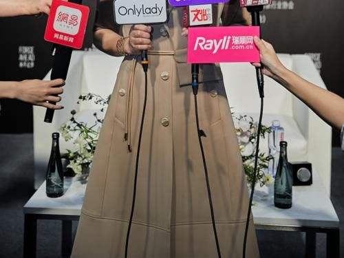 Koradior elsewhere2021秋冬发布秀：向心而生，悠享都市生活