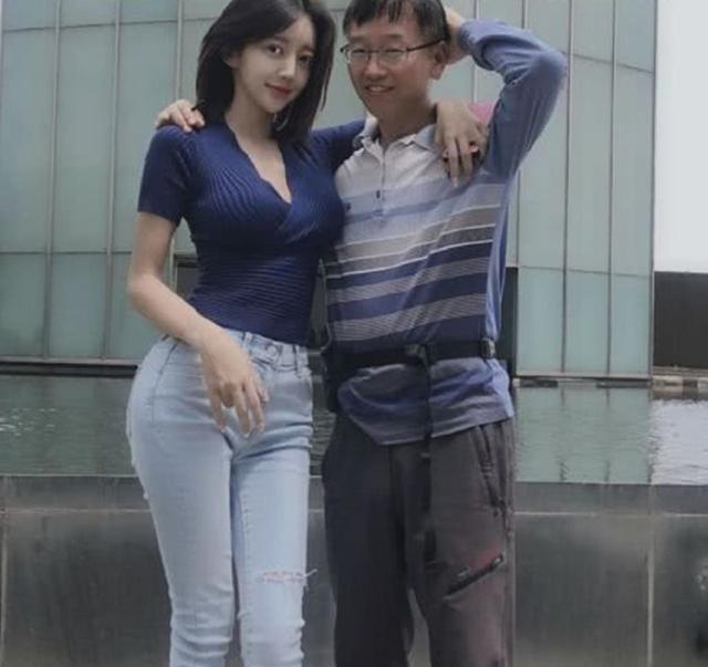 健身|漂亮小姐姐多年坚持健身，好身材让人羡慕，坚持运动成就了她