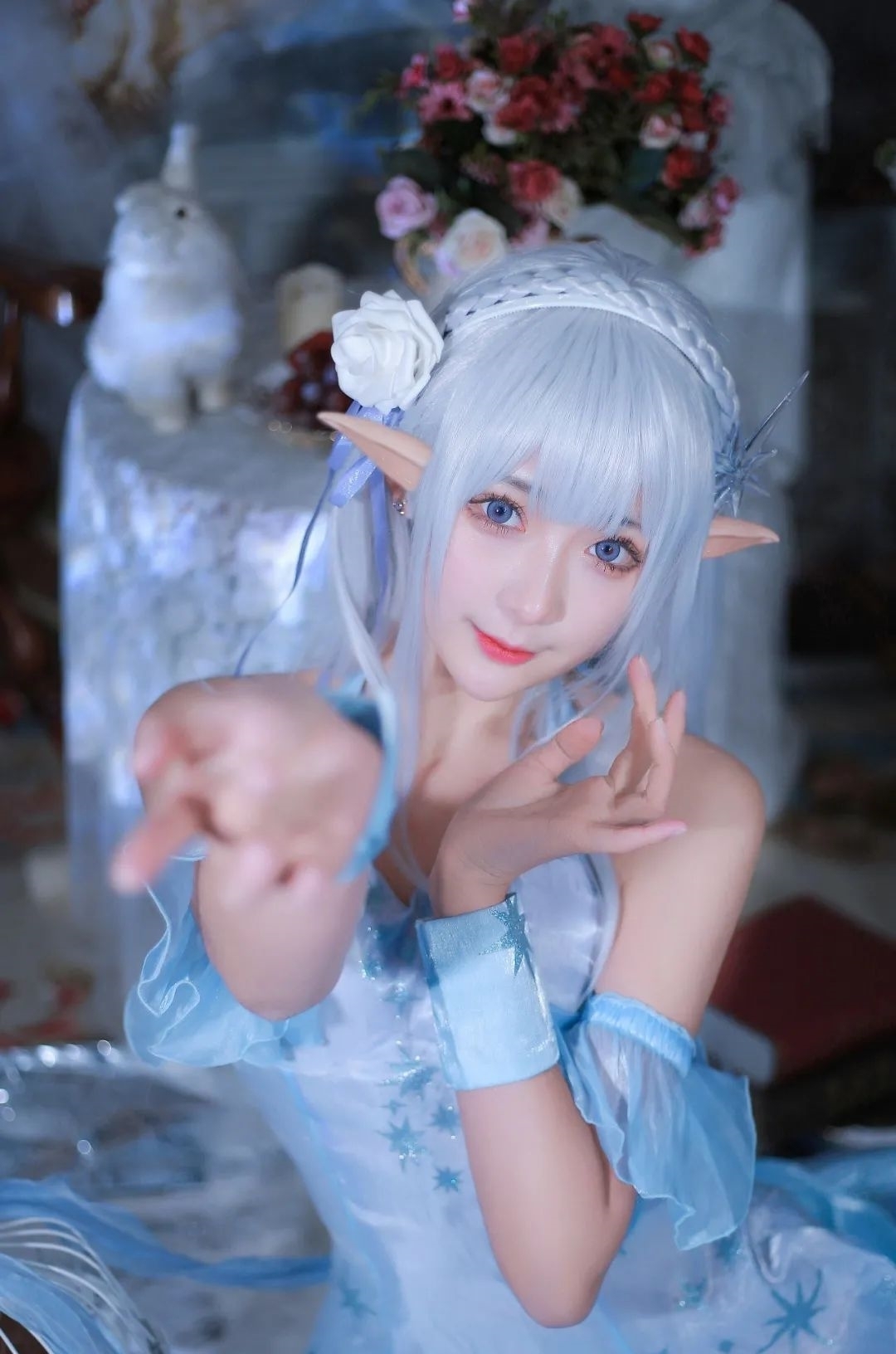 艾米莉亚|cos:艾米莉亚冰晶礼服cos正片@鱼子酱