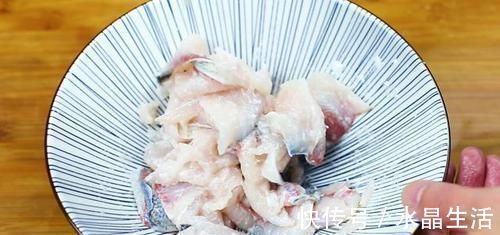 鱼片怎么腌才嫩滑爽口?饭店大厨教你一个小秘诀,顺序一定不能错
