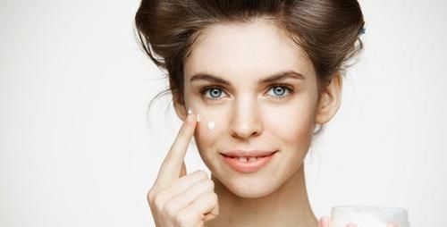 紫外线|三位院士提醒:睡前1件事,坚持20天,皮肤白了色素淡了,气色好