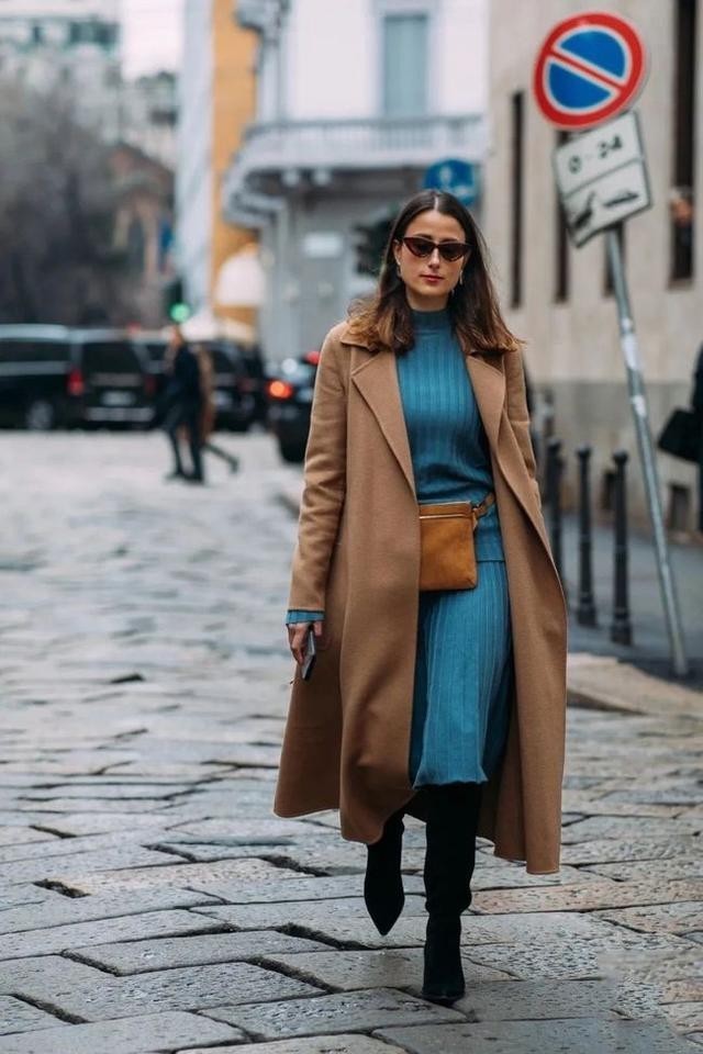 高贵 跟着欧美流行色走,搭配大衣不会出错,让你时髦整个秋冬