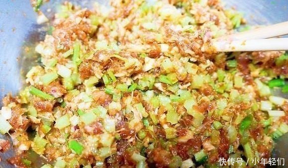 鲜香|在家想吃蒸包,就用这菜来制作,鲜香美味比外面要好吃很多