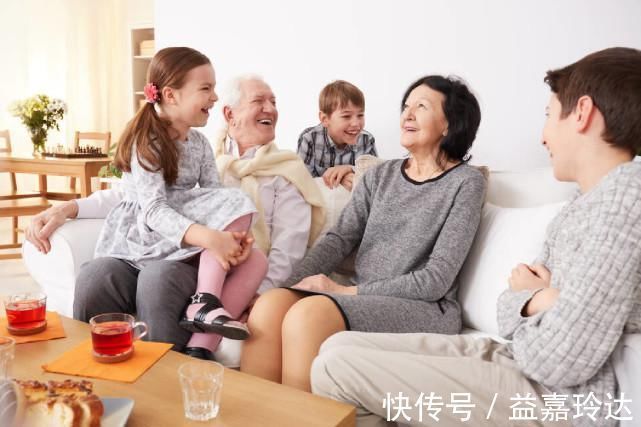 孩子|毁掉一个孩子有多简单?父母的这些行为,正在一点点伤害他们