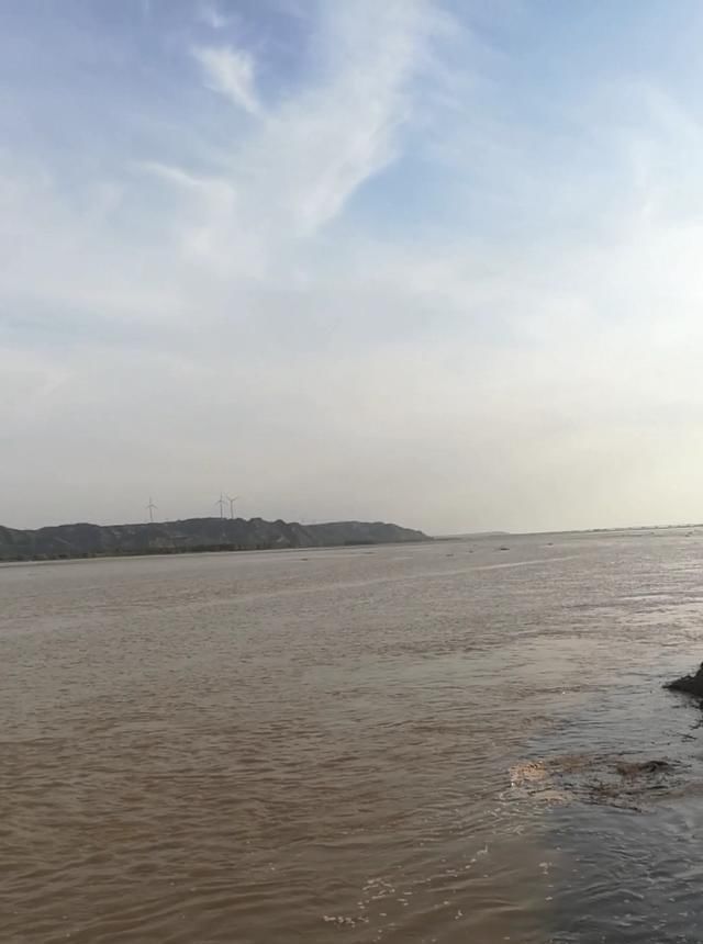 浑水也能钓鱼,老司机漫谈夏季浑水钓鱼技巧