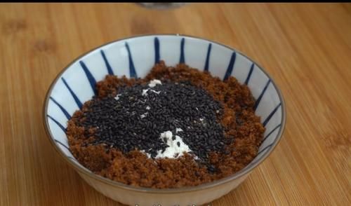  南瓜|冬天多吃南瓜糯米粉，不加一滴水，软糯香甜还流心，比油炸还好吃