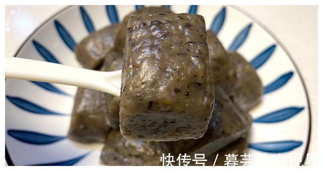 黑豆豆浆|它的蛋白质是鸡蛋3倍，牛奶的12倍，女人常吃皮肤好