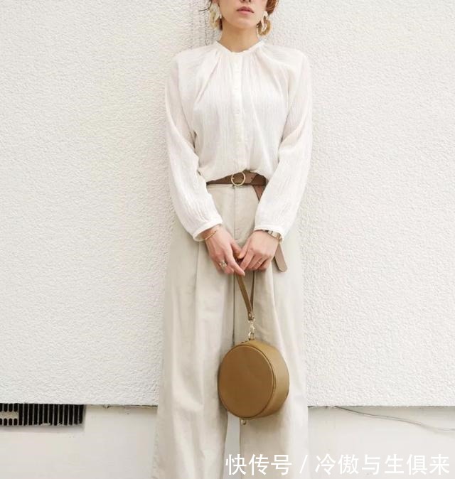 减龄 42岁日本妈妈分享的“减龄”穿搭，百搭又气质，网友一起学起来！