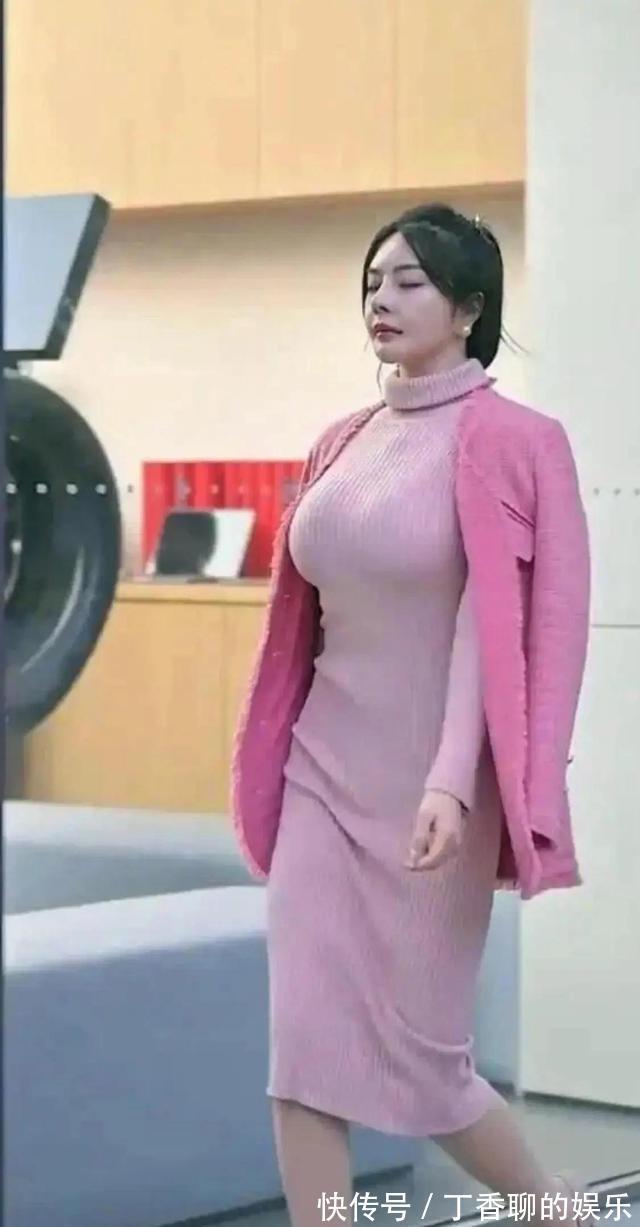 搭配|身材高挑的女神范,穿搭休闲出街,变身时尚女王