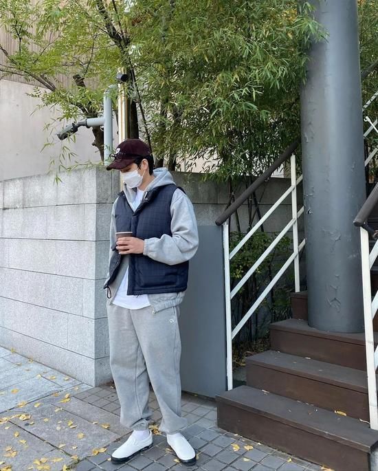 今夏令人上瘾的“校服”套装