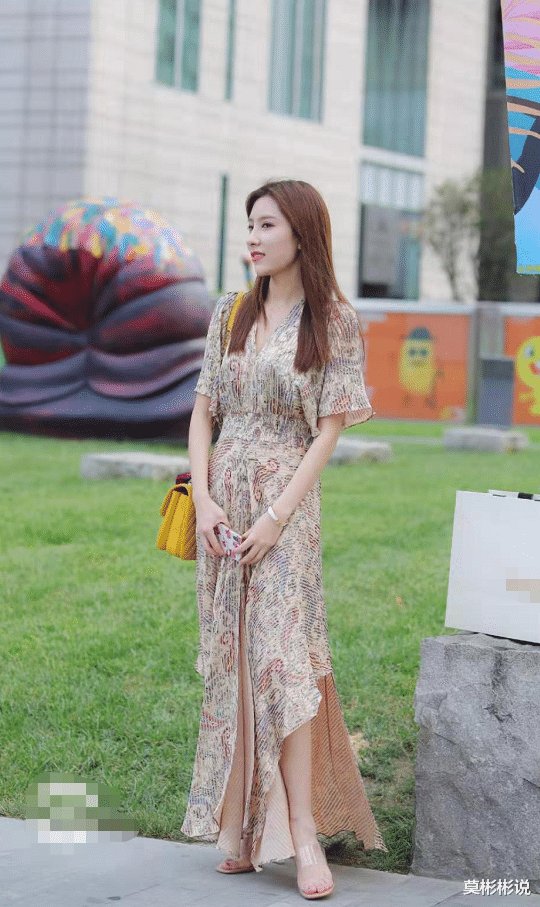 柔软面料网纱裙，飘逸又仙气，雅致感尽显