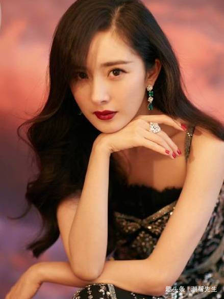 海浪卷 女人不管多大年纪,尽量不要留这几种“土掉渣”发型,显老又俗气