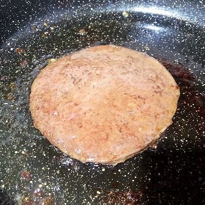 牛肉饼|自制汉堡包！（十分钟快手早餐）