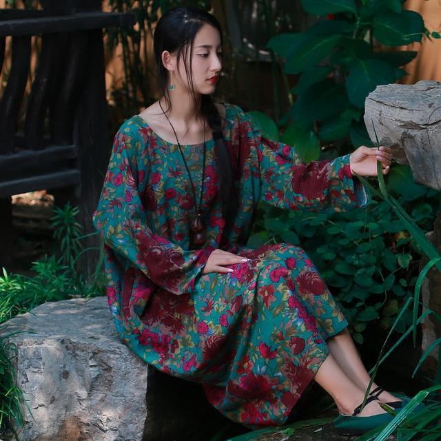 背带裙 穿上旗袍裙的她,才是最美的中国女人,优雅韵味尽在举手投足间