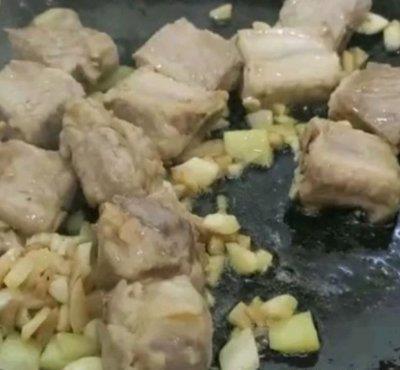 快手|10分钟快手菜百香果西红柿排骨，做饭不发愁