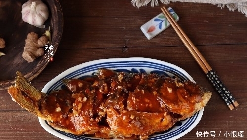 宁可不吃肉,也要多吃鱼,教你一道糖醋鱼新做法,酸甜酥脆特好吃