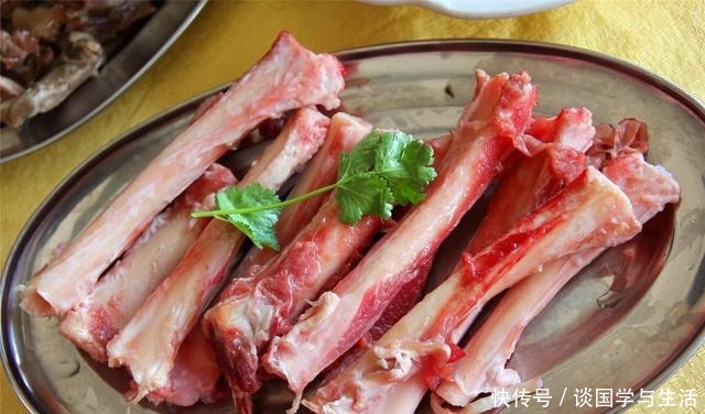 扇骨|熬汤到底用哪种猪骨好用它最好,止咳平喘补中益气,还能润肤