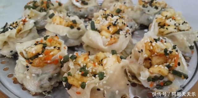 饺子皮|饺子皮别包饺子了,教你简单一做,比蒸饺包子好吃几十倍,太香了