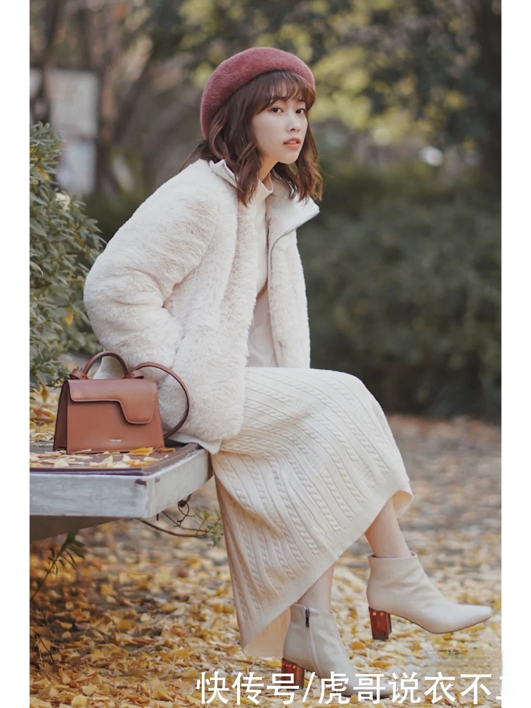 onetone穿搭凭什么火？看见这位日系博主，气质简直太高级