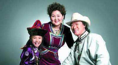 吉祥三宝|2006年,因春晚走红的吉祥三宝,竟已天人永隔,现状让人嘘唏不已