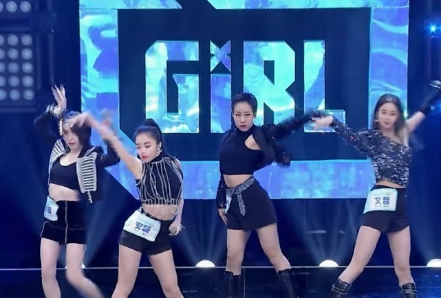 青你2的练习生多厉害直到她的出现,蔡徐坤Lisa都犯花痴了