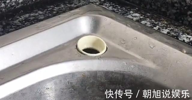 水池|洗了20年碗，才知道水池旁的小洞这样用！