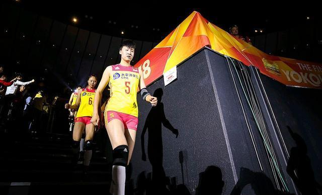 中国女排国家队|13扣3中完全哑火!女排快刀手关键时刻掉链子,重返国家队有困难