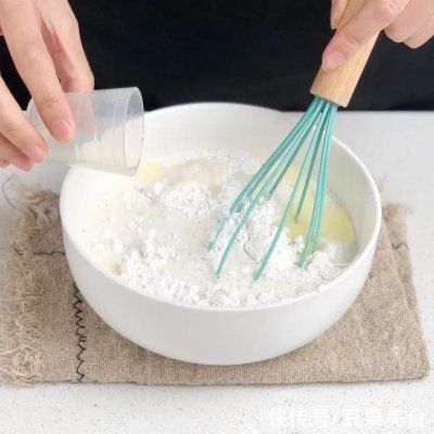 糯米粉|0难度的糯米凉糕，好吃到停不下来