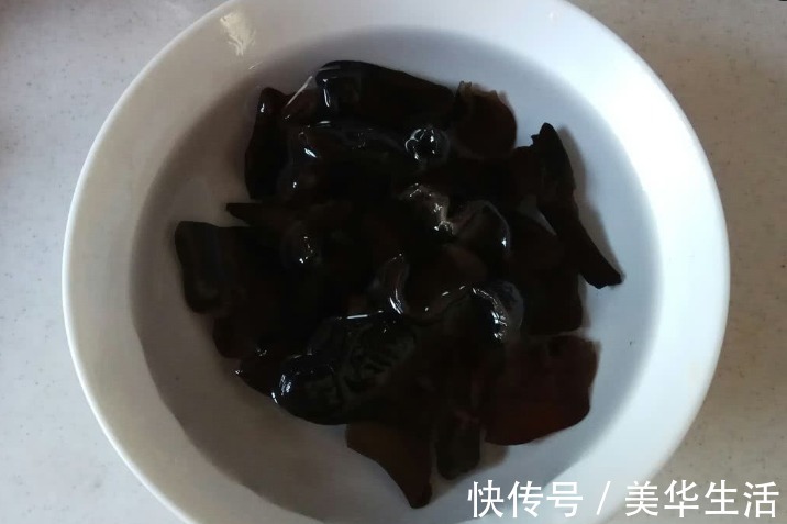 身体不适|海鲜菇这样做才营养,汤鲜味美,10分钟搞定