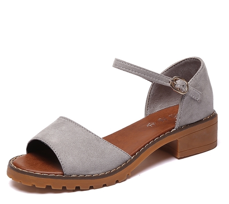 第一次看见这么有女人味的女鞋,买来配连衣裙,出街回头率更高