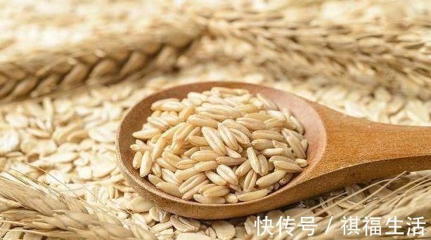 垃圾|4种“碱性食物”经常吃，排出体内毒素，给血管“洗个澡”！