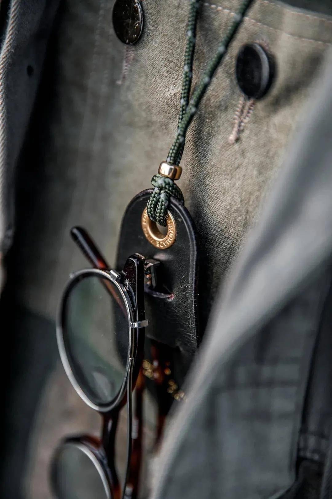 内心精致的男人，连配饰也要讲究一番