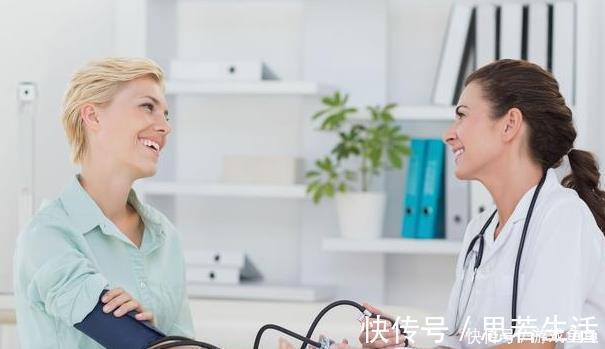 营养物质|颈部有百劳穴,专门治疗颈椎病,每天按压十分钟,减轻颈部疼痛!