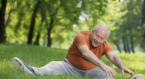 慢性疾病|空腹跑步和进食后跑步哪种方式最好?营养师:分别告诉你进食做法