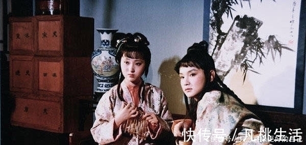 袭人为何!袭人为何总是防着林黛玉?甚至不惜告密王夫人,让宝玉搬出大观园