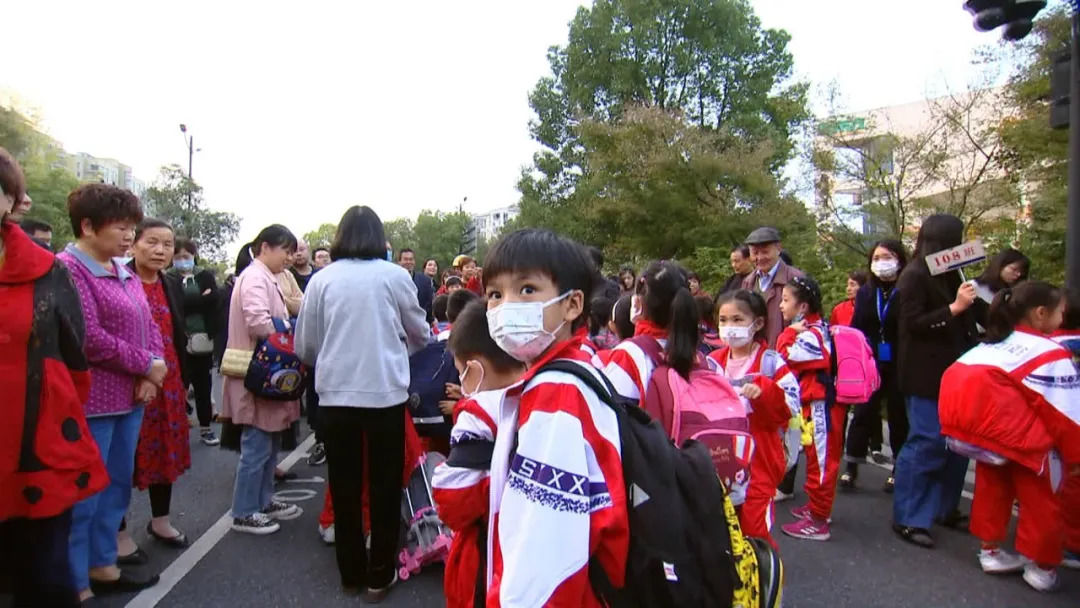 铁路旅客运输规程|【14岁以下免费或半价】几十年的规定终于要改了