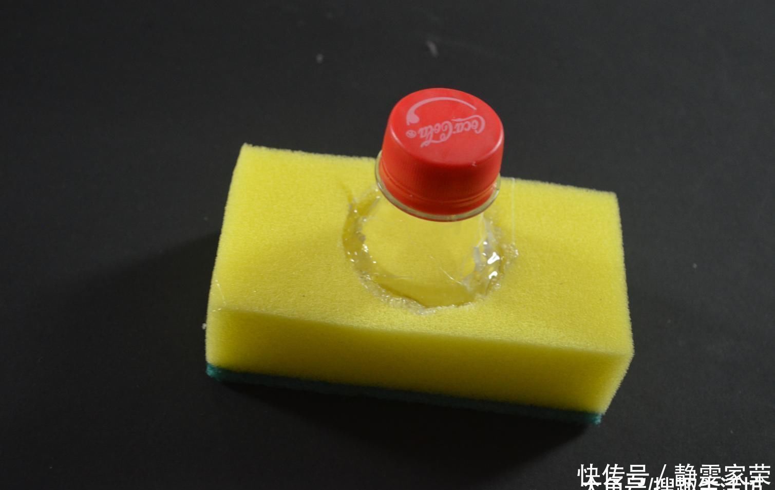厨房|把塑料瓶粘在百洁布上, 放在厨房超实用, 解决了家家户户困扰的难题