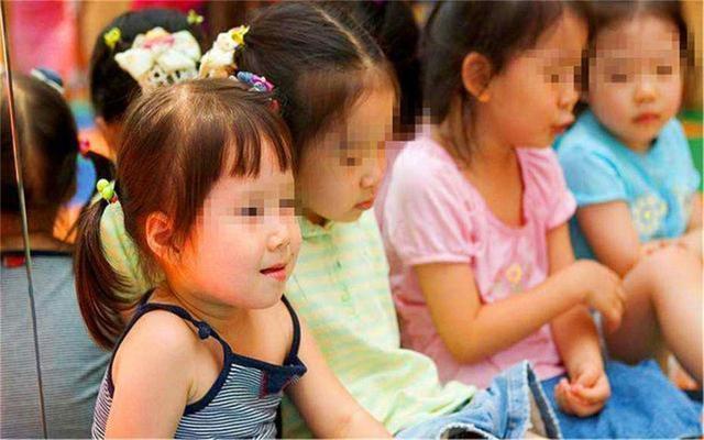 宝妈|爸爸跟风给女儿取名“子怡”,娃上学后被嘲笑,宝妈:倒过来念念