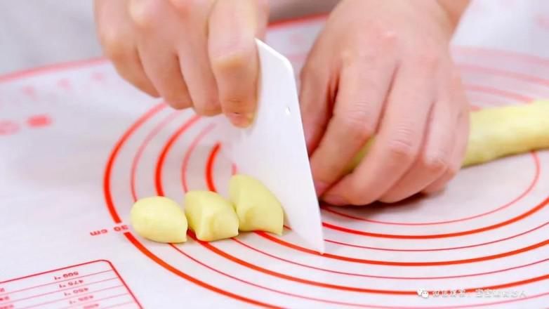 高筋粉|金钱小面包宝宝辅食食谱