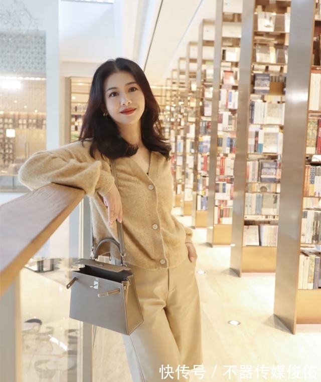 颜色|这群60+上海奶奶凭时尚穿搭火了,穿得时髦又好看,很值得借鉴