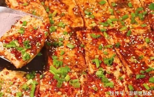 摆摊|5块钱1份街头热门小吃铁板豆腐,配方做法告诉你,学会可以摆摊了