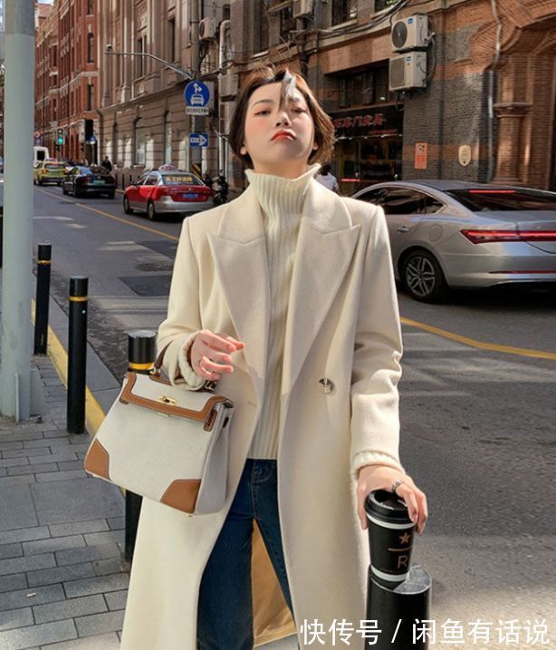 搭配|讲真,冬天会穿“白色”的都是时髦精,优雅减龄,上了年纪也适合