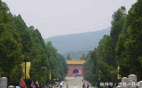 后人|朱元璋很有心机,去世之后还留了一手,折腾后人600多年