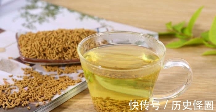 铁皮石斛|别嫌它们不起眼,却是糖尿病的克星,白开水里撒一把,轻松降血糖