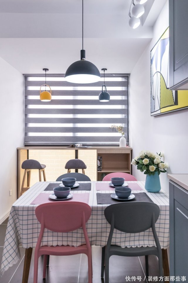 卧室|111平现代风婚房设计,色彩合理,加强储物把空间释放出来