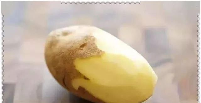 泡过土豆丝的水,别着急倒掉家家户户都用得到,一年能省不少钱