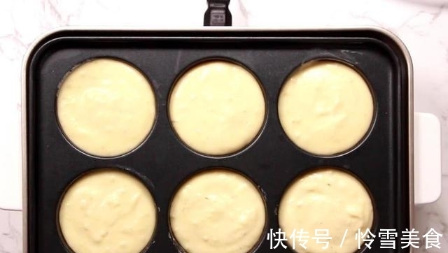 土豆饼|极简版土豆饼做法,面粉土豆加个蛋,煎一煎就出锅