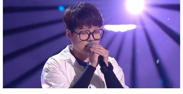 張碧晨|《好聲音2021》首播收視登頂，八位導(dǎo)師喧賓奪主，學(xué)員特色不明顯